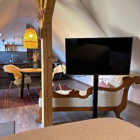 Bezaubernde Ferienwohnung mit Garten und Sauna-Nutzung Waldershof Exterior foto