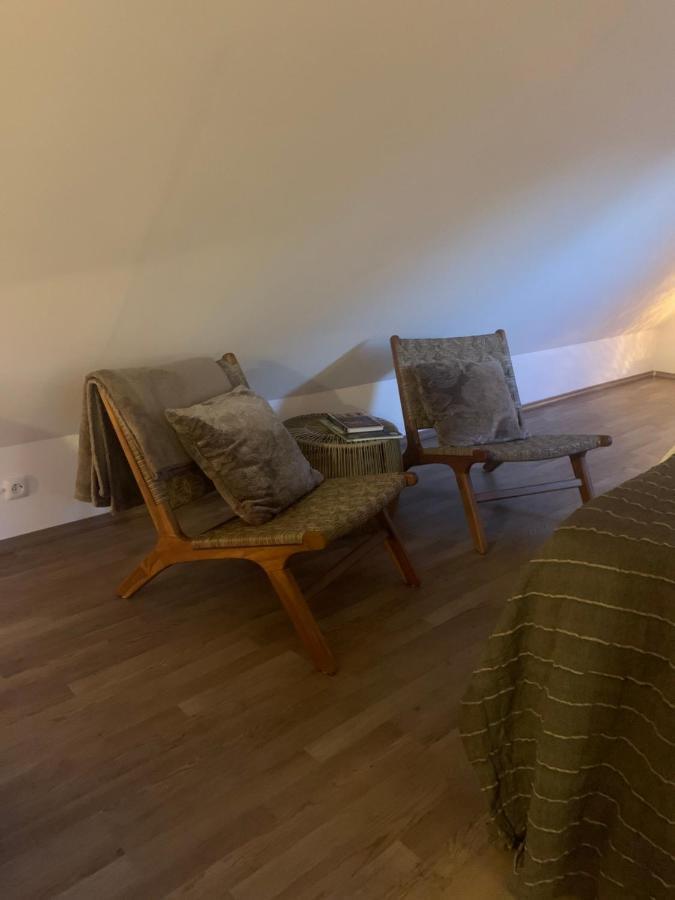 Bezaubernde Ferienwohnung mit Garten und Sauna-Nutzung Waldershof Exterior foto